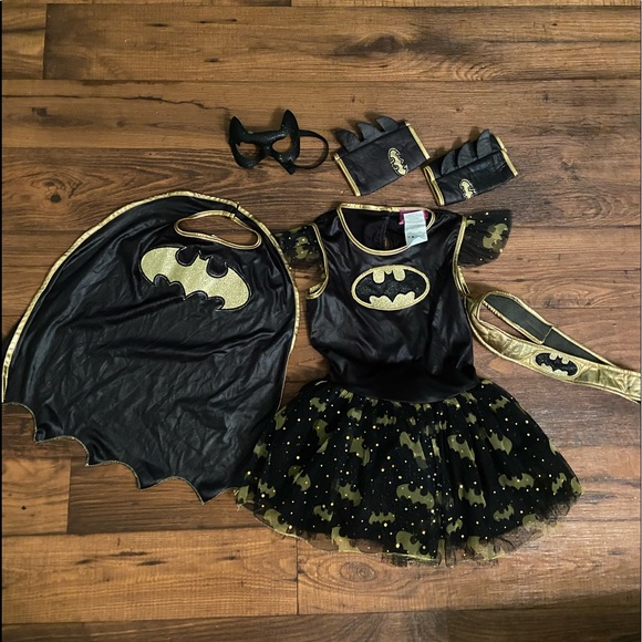 SOLD DC Comics Batgirl Costume - Picture 2 of 8
